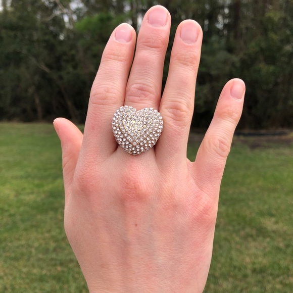 AMAZING Blinged Out CZ Ring One Size Fits All - Picture 2 of 2